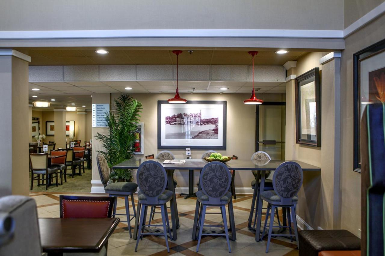 Holiday Inn Express Hotel & Suites - Atlanta/Emory University Area By Ihg Decatur Exteriör bild